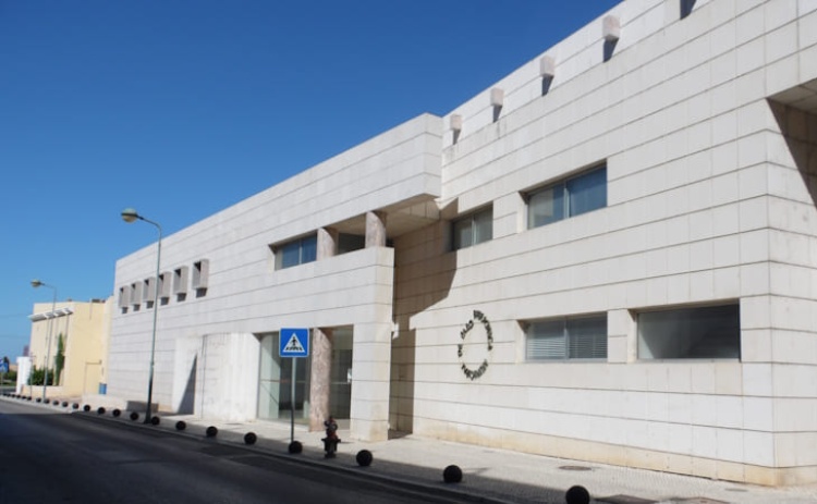 Biblioteca de Faro prop&otilde;e fim de semana &ldquo;cheio&rdquo; com workshop, cinema e contos