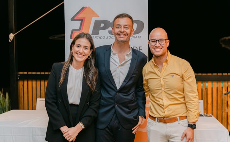 Hugo Soares presenciou a tomada de posse da nova Comiss&atilde;o Pol&iacute;tica do PSD de Vila Real de Santo Ant&oacute;nio 