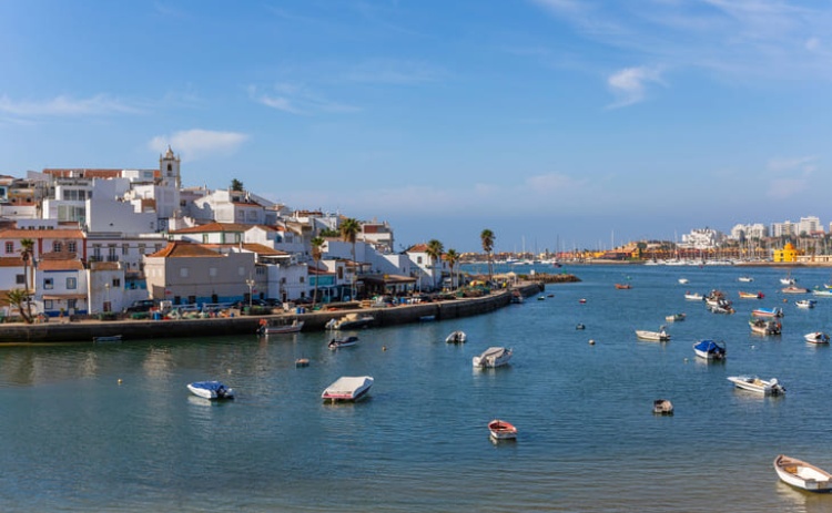 Ferragudo aposta em tecnologia para dinamizar turismo e com&eacute;rcio