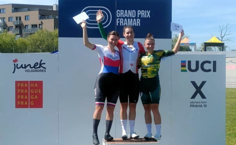 Daniela Campos vence corrida por pontos no segundo dia do GP Junek Velodromes
