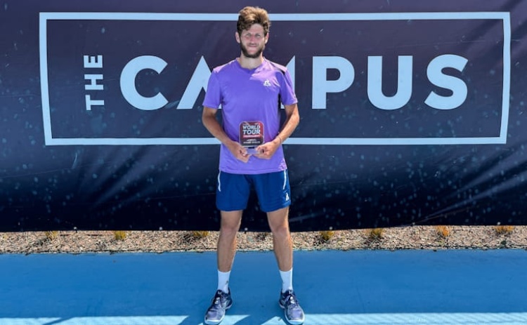 Lucas Poullain sagra-se campe&atilde;o do The Campus Open
