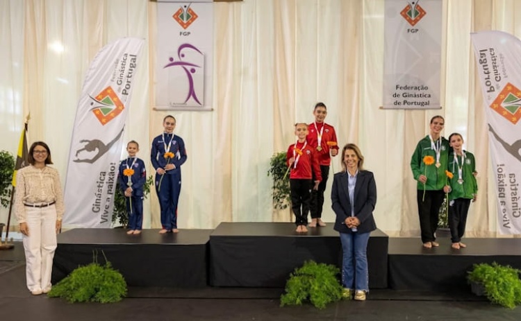 Atletas de Loul&eacute; vencem campeonato nacional de gin&aacute;stica acrob&aacute;tica 