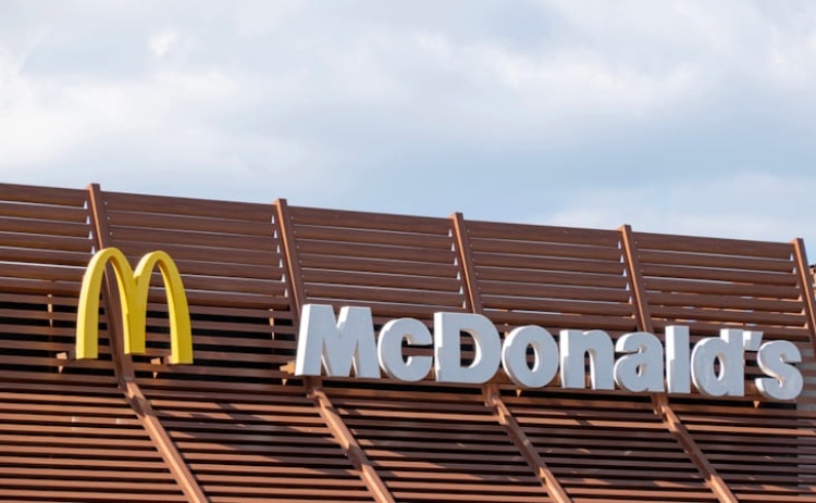 McDonald&rsquo;s tem 250 vagas de emprego no Algarve