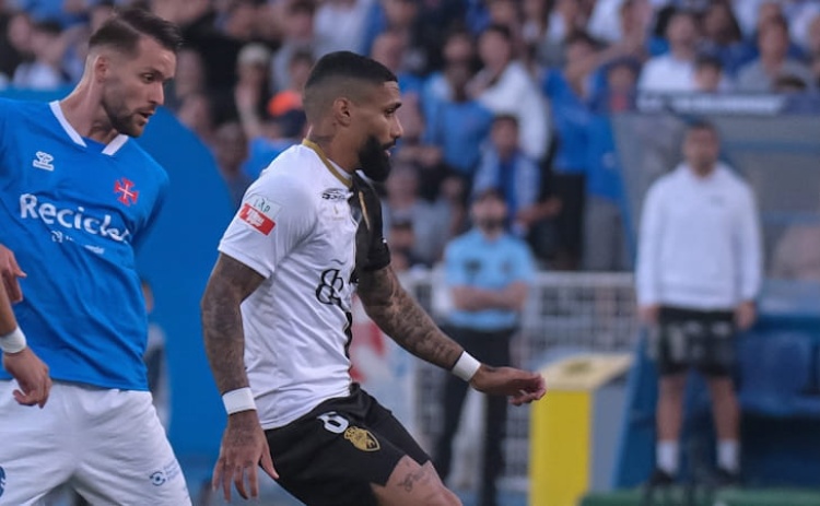 Farense segura manuten&ccedil;&atilde;o com empate no terreno do Belenenses