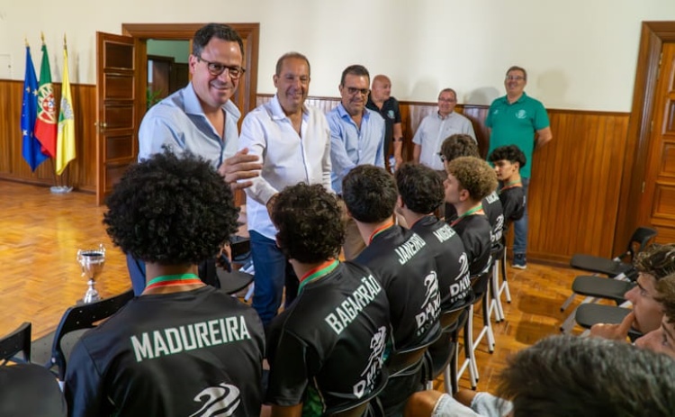 Campe&otilde;es nacionais de Sub-18 do Gin&aacute;sio Clube Olhanense reconhecidos pela autarquia 