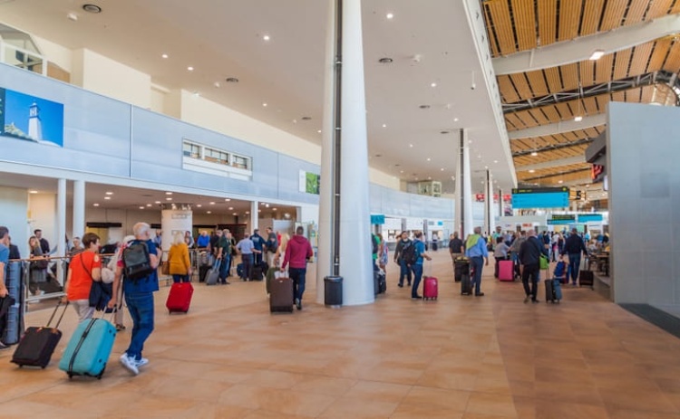 Aeroporto de Faro registou decr&eacute;scimo hom&oacute;logo entre janeiro e abril 