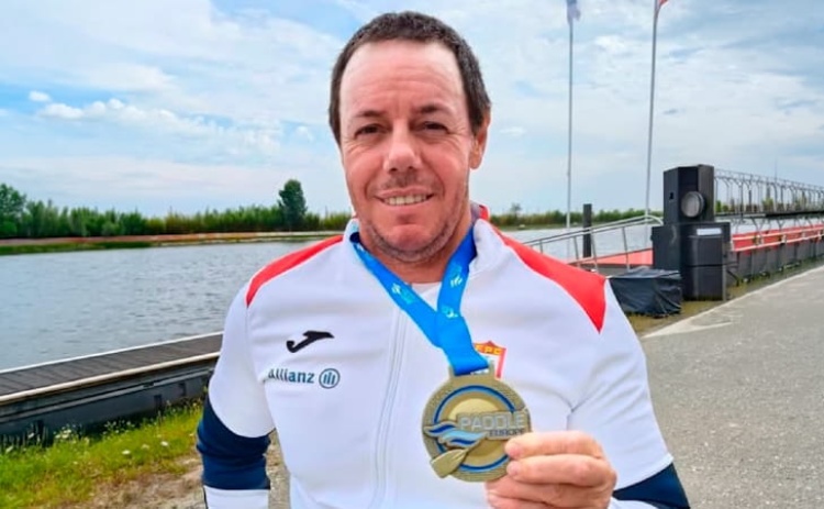 C&acirc;mara de Lagoa felicita atletas do Kayak Clube Castores do Arade pelos resultados alcan&ccedil;ados