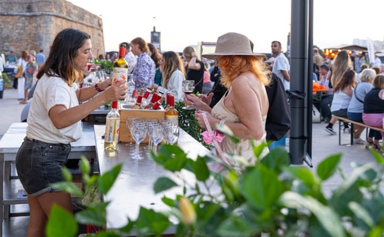 Gastronomia, m&uacute;sica e anima&ccedil;&atilde;o d&atilde;o mote para o Portim&atilde;o Wine Tasting