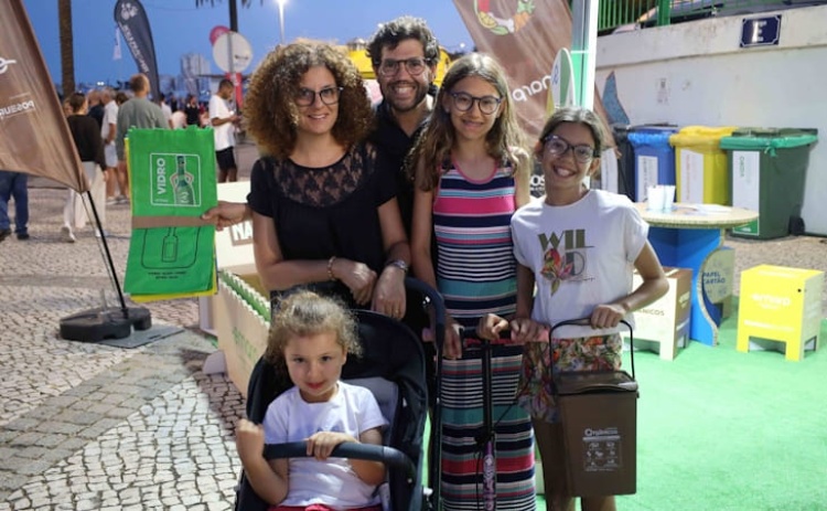 EMARP presente no Lota Cool Market para promover comportamentos mais sustent&aacute;veis