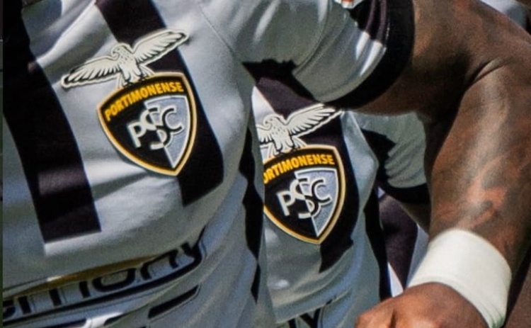Portimonense bate Sintrense e soma primeiro triunfo da pr&eacute;-&eacute;poca