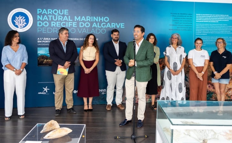 Albufeira inaugurou exposi&ccedil;&atilde;o fotogr&aacute;fica sobre "Pedra do Valado" 