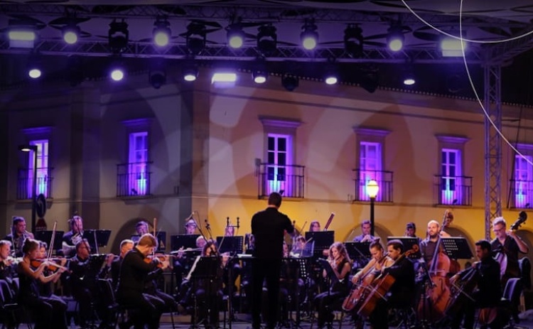 Orquestra do Algarve regressa a Loul&eacute; para concerto sob a dire&ccedil;&atilde;o de Pablo Urbina