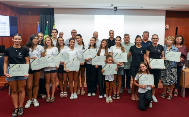 C&acirc;mara de Lagos destaca m&eacute;rito da Academia de Ballet Dan&ccedil;a & Arte Sofia Rodrigues
