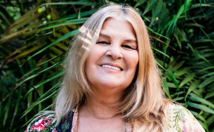 Lena d'&Aacute;gua atua em Silves em formato "Lado B"