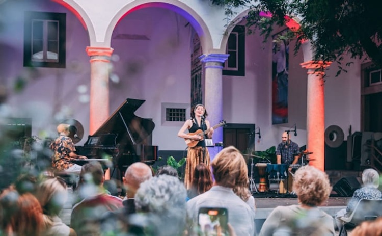M&uacute;sica, arte e encontro de culturas marcam nova edi&ccedil;&atilde;o das Noites no Cais em Lagos