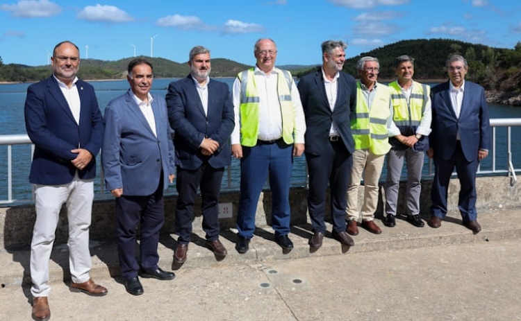 Ministro da Agricultura visitou obras no Barlavento avaliadas em 15 milh&otilde;es de euros