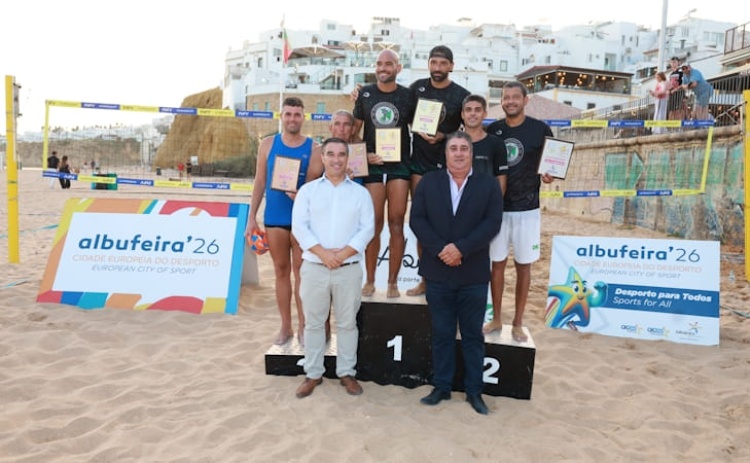 F&aacute;bio Murra&ccedil;as e Ant&oacute;nio Custodinho vencem circuito de futev&oacute;lei Ver&atilde;o Desportivo em Albufeira