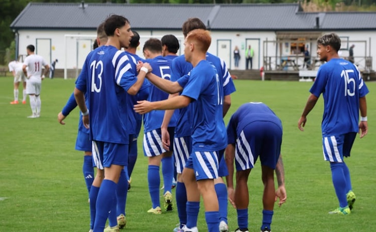 Sele&ccedil;&atilde;o de futebol do Algarve estreia-se na UEFA Regions Cup com vit&oacute;ria na Su&eacute;cia