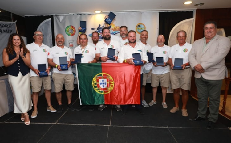 Albufeira recebeu Campeonato do Mundo com dois t&iacute;tulos para Portugal