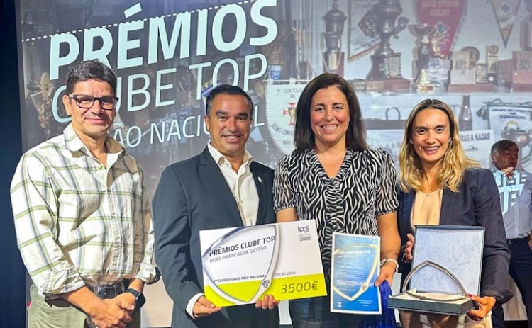 Projeto de futebol feminino do FC Ferreiras conquista pr&eacute;mio nacional