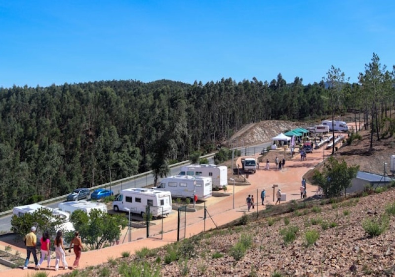 Rota Serrana de Autocaravanismo do Algarve inaugurou área de serviço de Marmelete 
