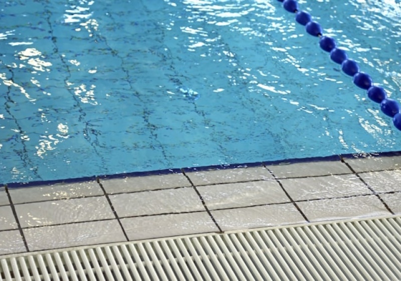 Tanque de aprendizagem de piscinas de Aljezur encerrado após análises à água