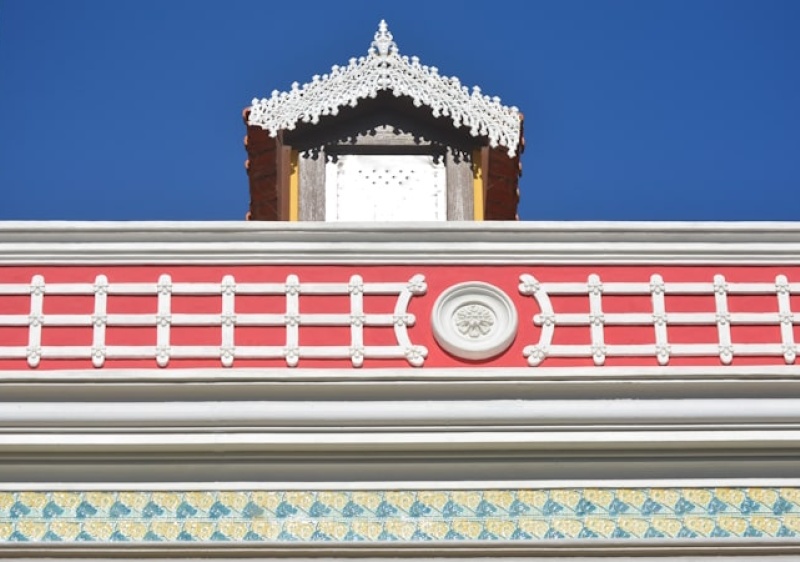 "Passeio de Outono" explora platibandas em Loulé