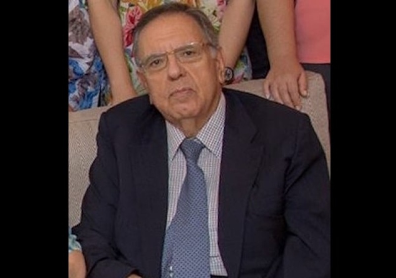 Município de Faro expressa "profundo pesar" pelo falecimento do economista José Zeferino