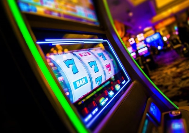 Governo prolonga concess&atilde;o dos casinos no Algarve, Espinho e P&oacute;voa do Varzim