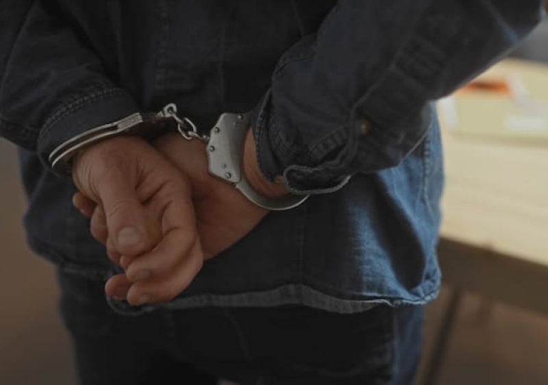 Homem condenado por viol&ecirc;ncia detido pela PJ em Faro foi extraditado para Fran&ccedil;a