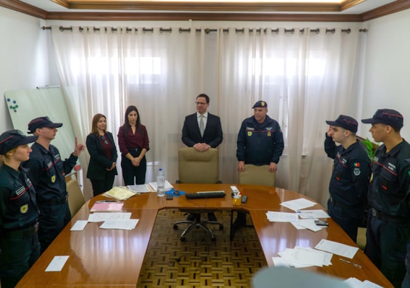 Contrata&ccedil;&atilde;o de 8 novos elementos refor&ccedil;a Corpo de Bombeiros de Olh&atilde;o