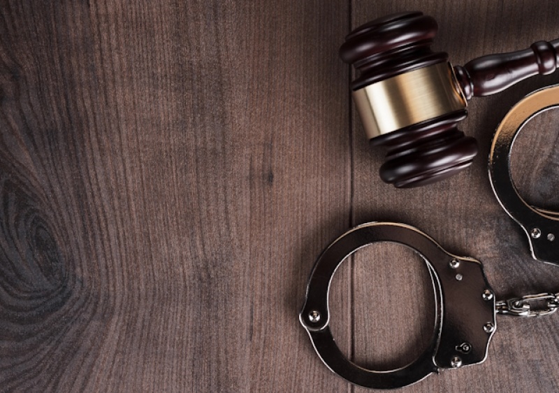 Professor de surf acusado por tentar matar nadador-salvador em Albufeira