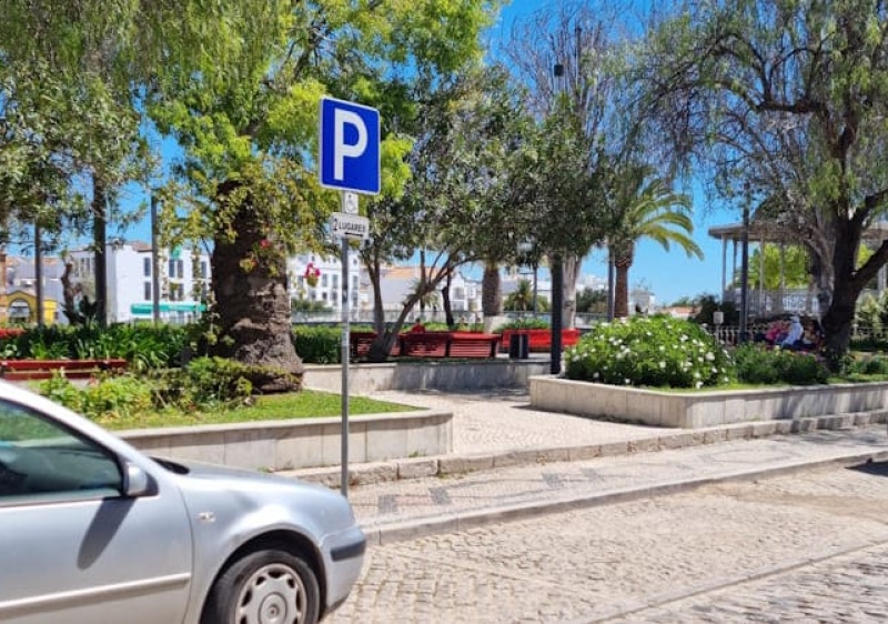 Tavira instalou sensores inteligentes em estacionamentos para pessoas com mobilidade reduzida