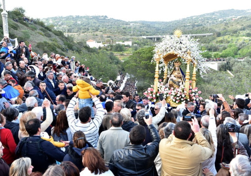 Loul&eacute; espera por milhares de fi&eacute;is e turistas na Festa Grande da M&atilde;e Soberana