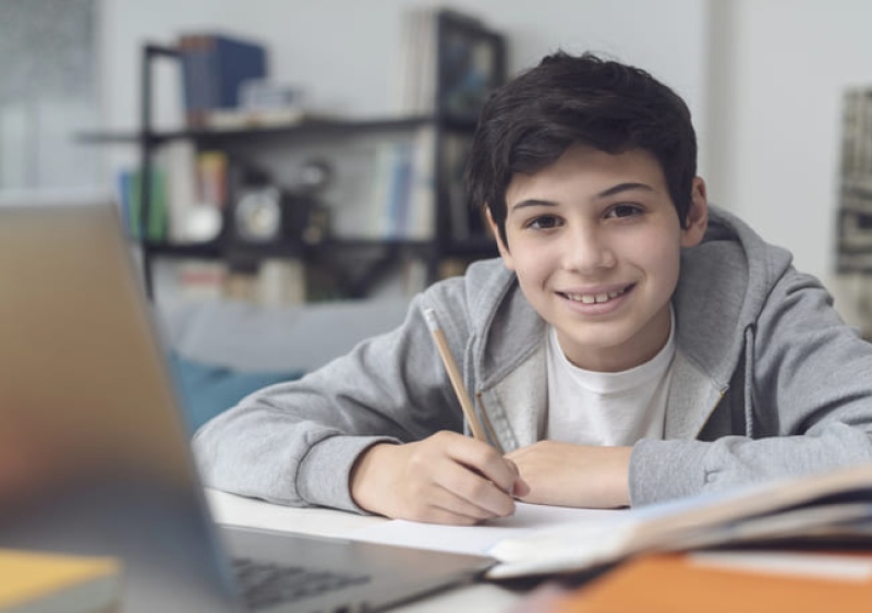 Se tens entre 15 e 21 anos, &ldquo;Descobre o Teu Futuro&rdquo; com o novo programa da C&acirc;mara de Lagos