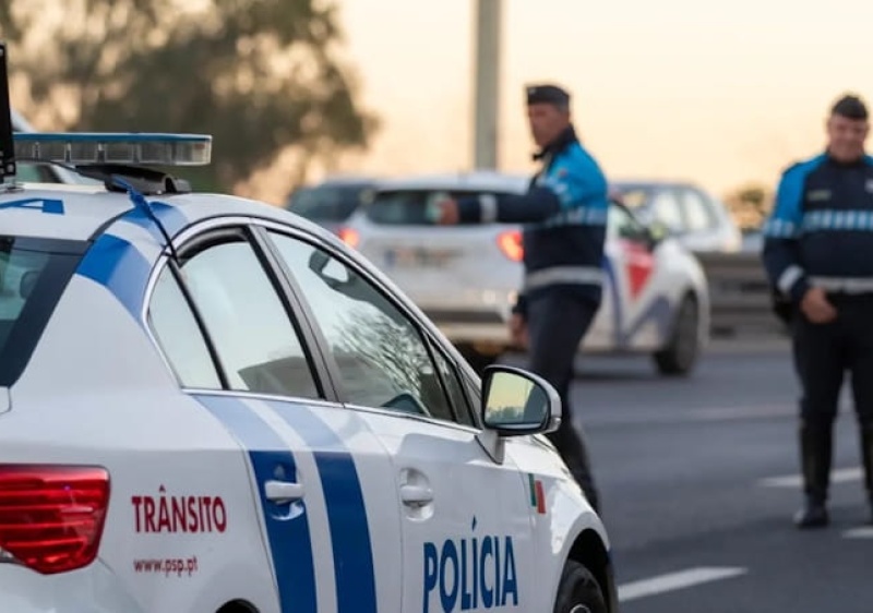 Dois detidos em Tavira por tr&aacute;fico de estupefacientes e condu&ccedil;&atilde;o ilegal