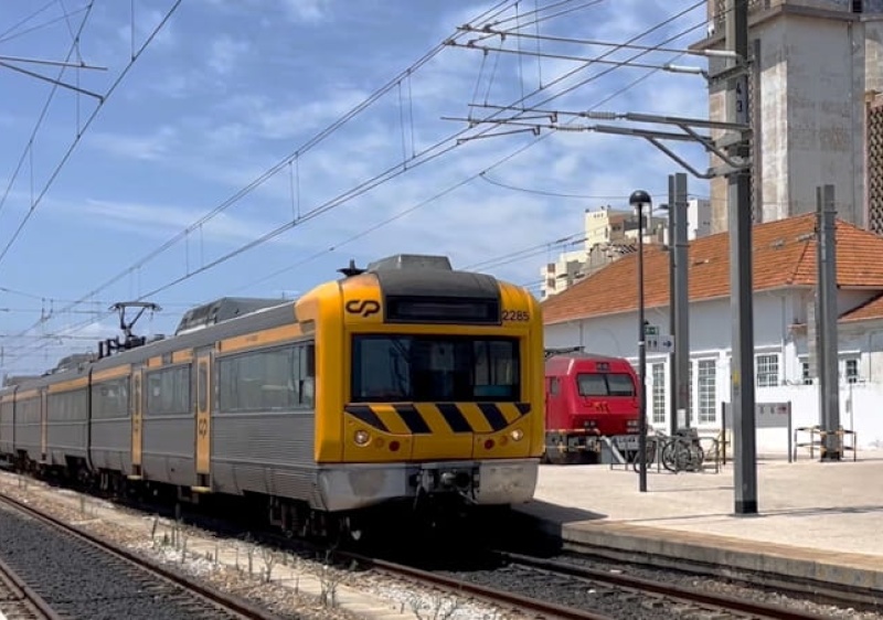Comboios el&eacute;tricos come&ccedil;am a circular na Linha do Algarve a partir de 19 de julho  