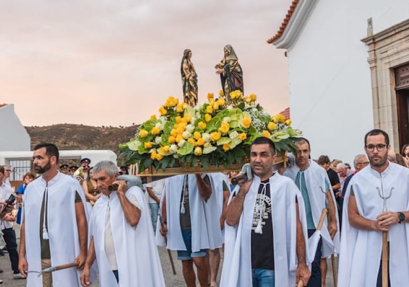 Iniciativas religiosas, m&uacute;sica e tradi&ccedil;&otilde;es marcam fim de semana em Odeleite