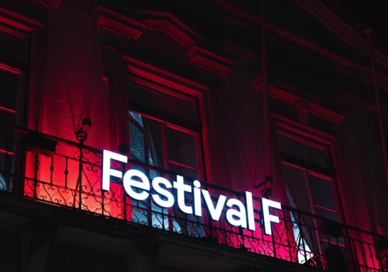 Festival F j&aacute; marcou encontro para 2027 no centro hist&oacute;rico de Faro