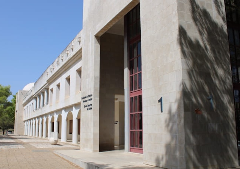Abertas candidaturas para o Pr&eacute;mio Carreira da Universidade do Algarve