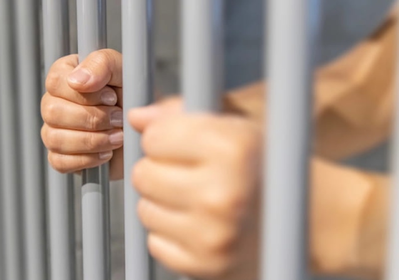 Pris&atilde;o preventiva para suspeito de abuso sexual da filha da namorada em Silves