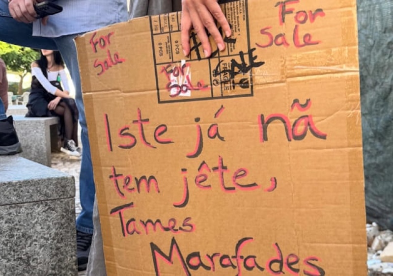 Habita&ccedil;&atilde;o: Mais de 100 pessoas em Faro criticam autoritarismo e ataque aos manifestantes