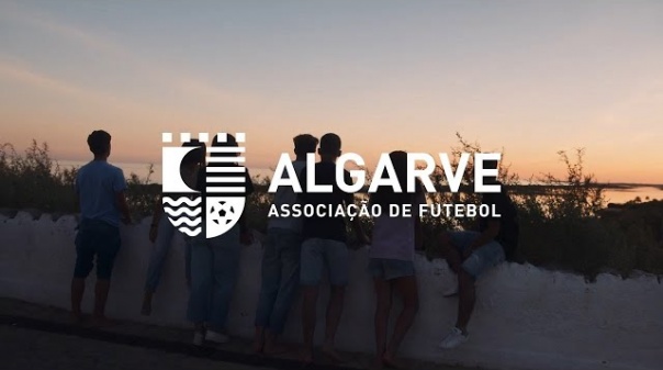 Já ouviu o hino oficial da Associação de Futebol do Algarve? 